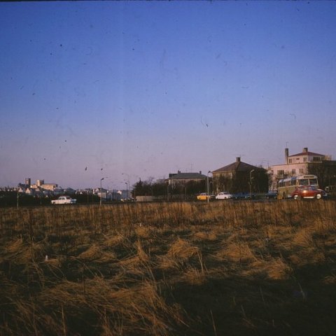 Landakotskirkja og Landakotsspítali sjást til vinstri. Myndin er tekin árið 1972. Borgarskjalasafn Reykjavíkur. 